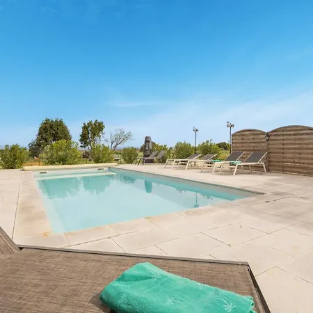 וילה Les Cigales